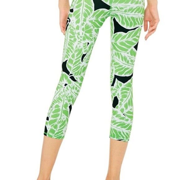 Alo Yoga Airbrush Capri Leggings Palm Springs Size Medium - Picture 4 of 16